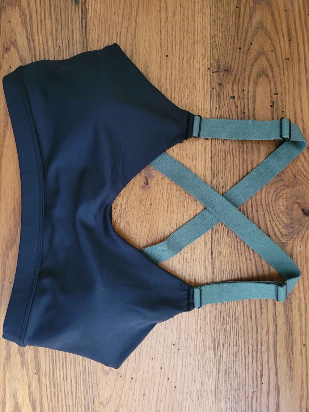 Adjustable Everyday Bra by Active Booty, Fitness, Removable Pads, Size Large